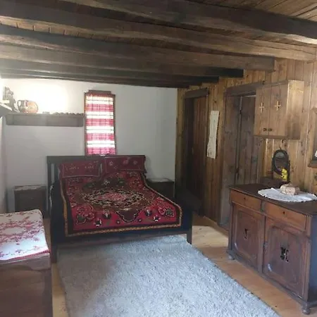 ким * Apriltsi (Lovech)