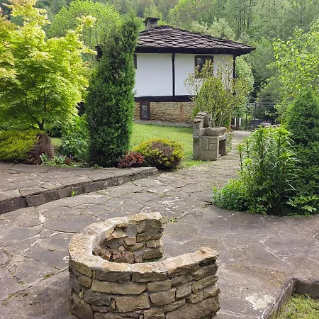 ким Villa Apriltsi (Lovech)