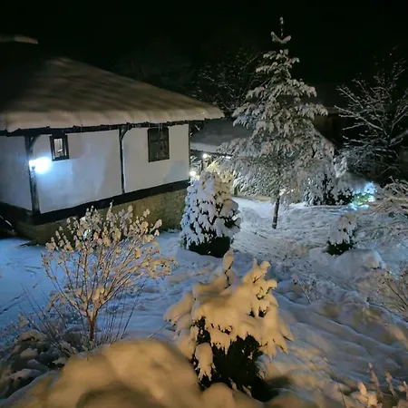 ким Villa *