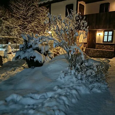 ким Apriltsi (Lovech)