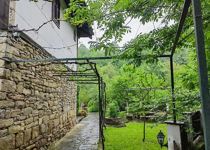 ким Villa Apriltsi (Lovech)